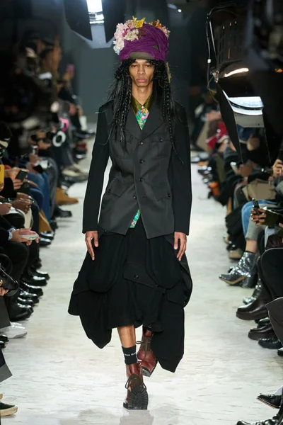 Look 12